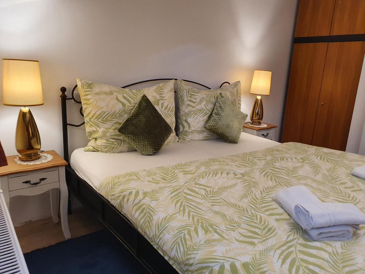 Karmelita Boutique Apartman Sopron Eksteriør billede