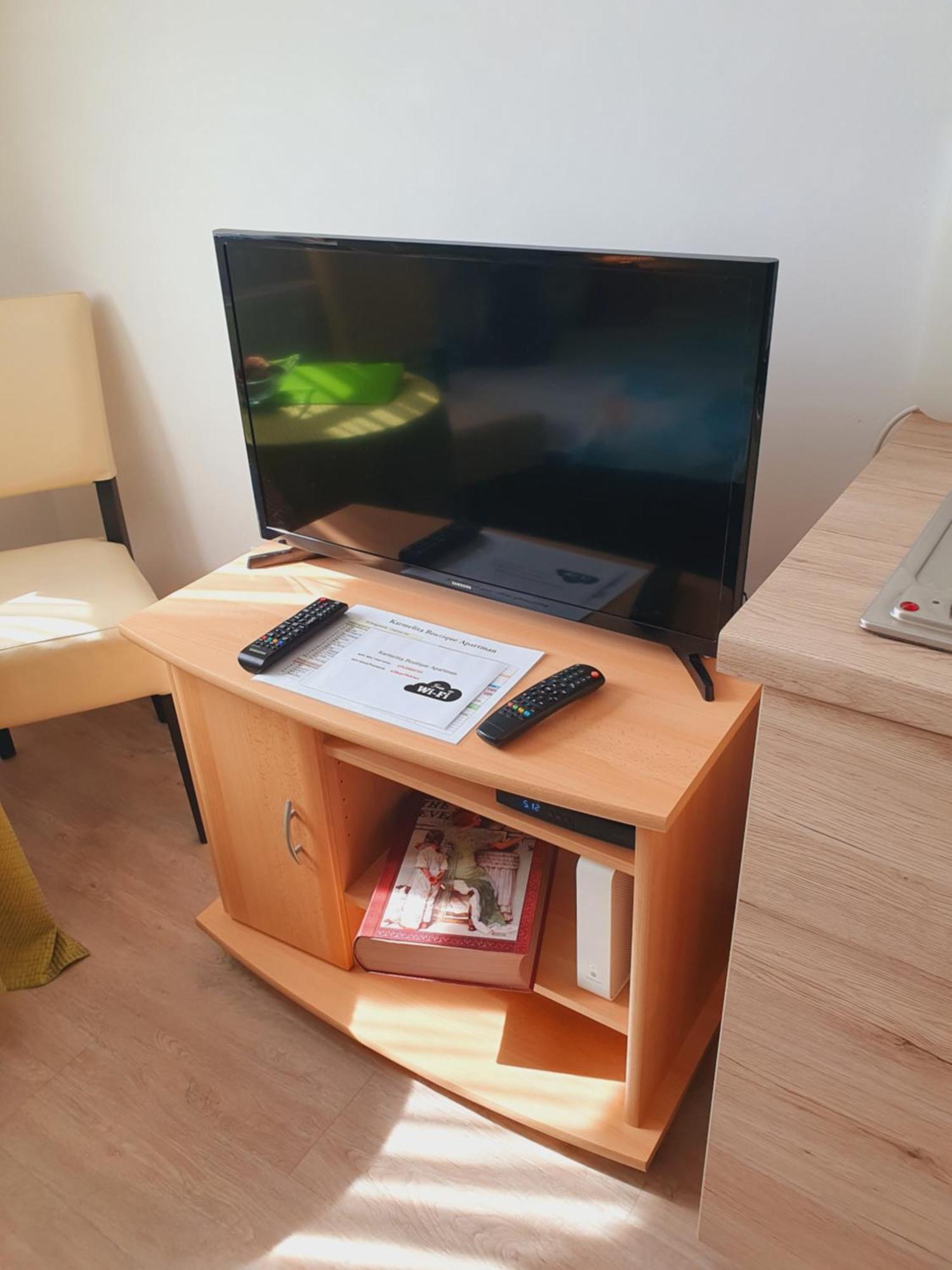 Karmelita Boutique Apartman Sopron Værelse billede