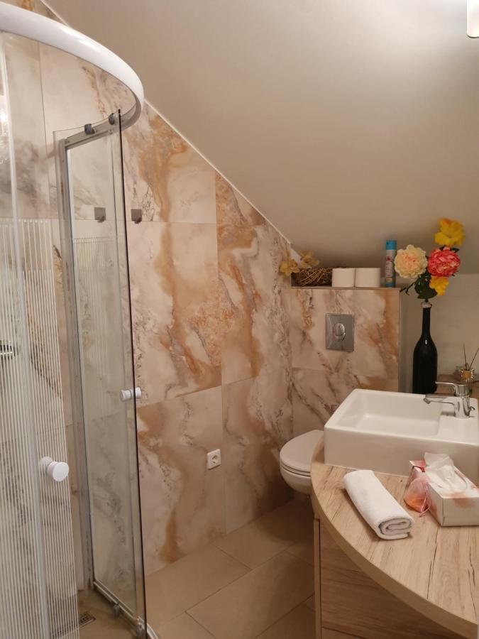 Karmelita Boutique Apartman Sopron Eksteriør billede