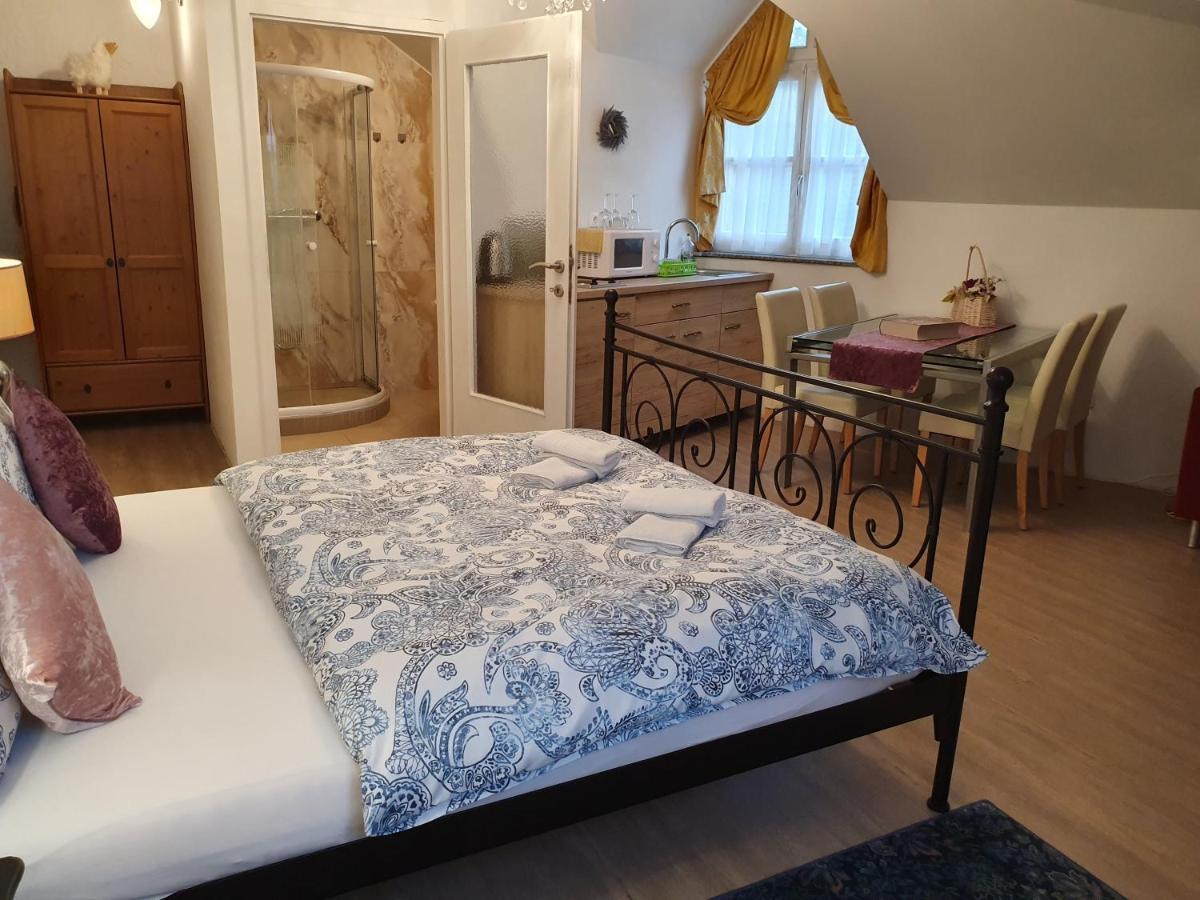 Karmelita Boutique Apartman Sopron Eksteriør billede